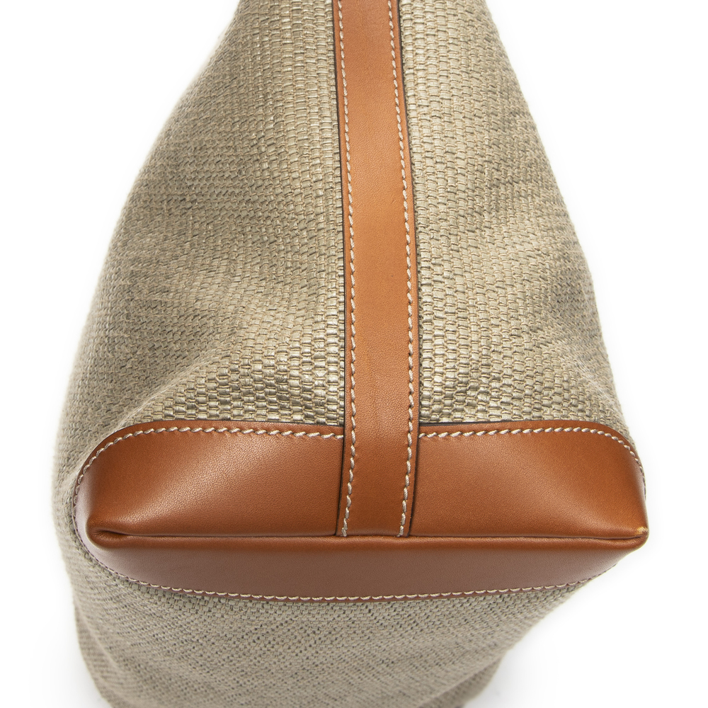 Gucci Raffia Shopping Tote - Picture 7 of 10